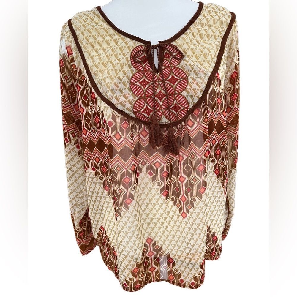 Nine 1 Eight semi sheer print embroidered tie front top size M